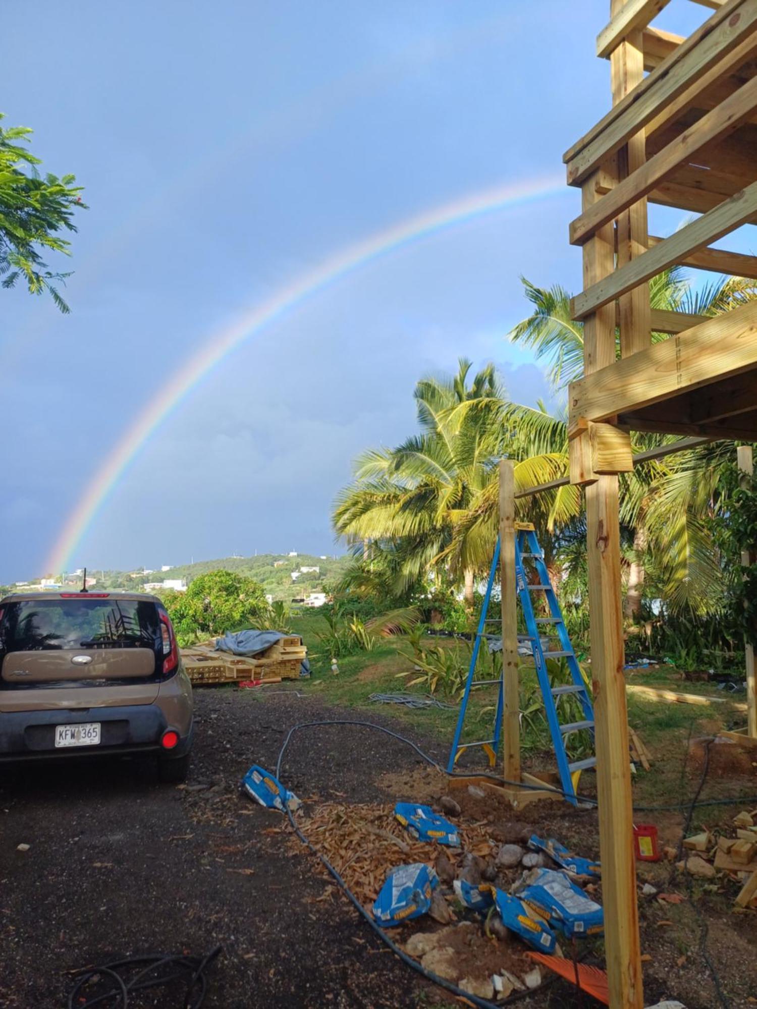 Rooster Run Glamping Camping Has Rooftop And Off The Ground Glamping Experience For 1 To 16 In A Single Tent And Views Of The Rain Forrest And To Culebra Across The Atlantic Ocean W Tents, Linens, Deluxe Air Beds, Warm Shower And More At A Great Pric 비에케스 외부 사진