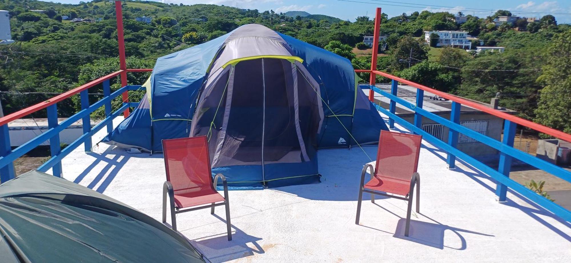 Rooster Run Glamping Camping Has Rooftop And Off The Ground Glamping Experience For 1 To 16 In A Single Tent And Views Of The Rain Forrest And To Culebra Across The Atlantic Ocean W Tents, Linens, Deluxe Air Beds, Warm Shower And More At A Great Pric 비에케스 외부 사진